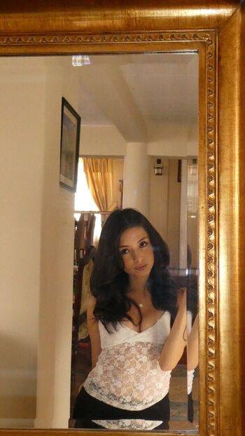 Full leaked Emiliavalentinna private photo