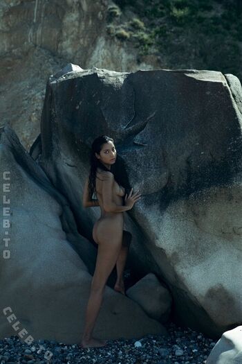 Full leaked Emilie payet page private photo