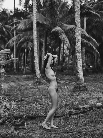 Full leaked Emilie payet page private photo
