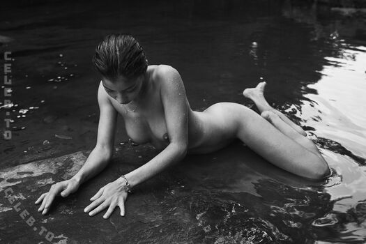 Full leaked Emilie payet private photo