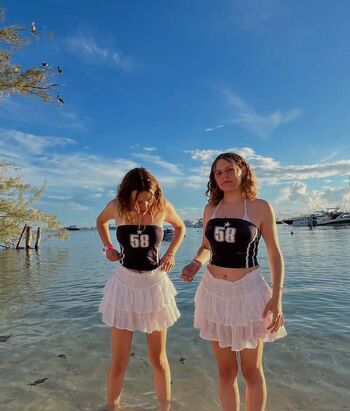 Full leaked Emilie y estephany private photo