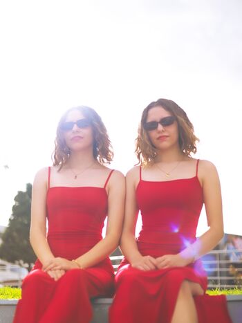 Emilie Y Estephany