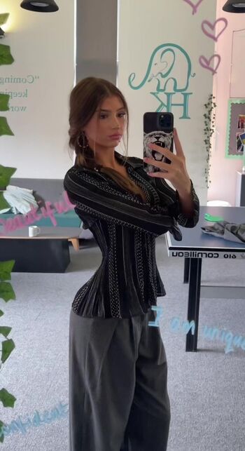 Full leaked Emilija private photo