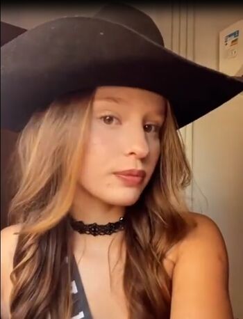 Full leaked Emilly campos private photo
