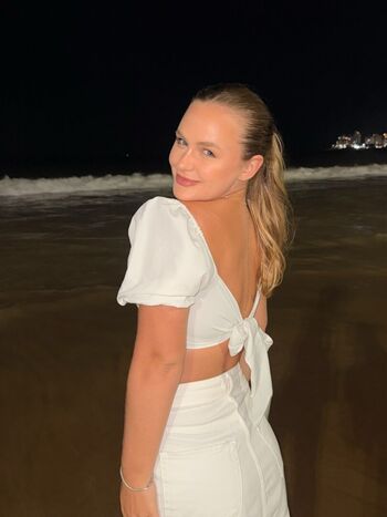 Full leaked Emilly schellmann page private photo