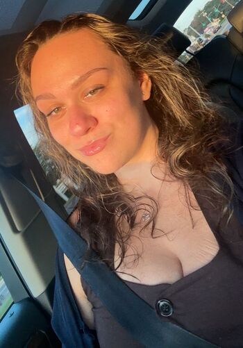 Full leaked Emily page private photo