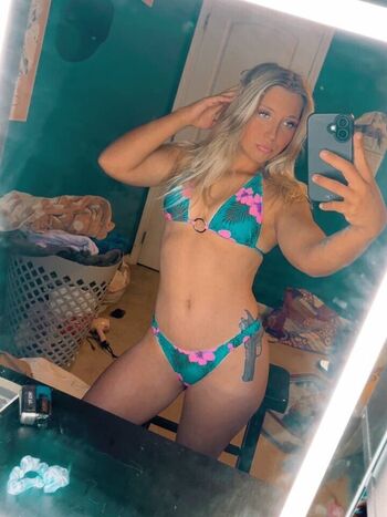 Full leaked Emily  v private photo