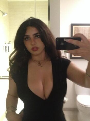 Full leaked Emily alfay private photo