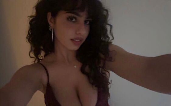 Full leaked Emily alfay private photo