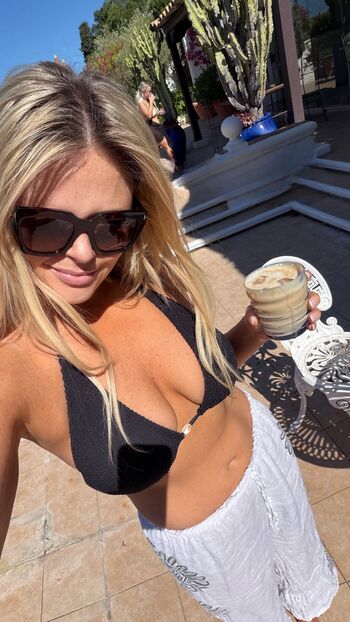 Full leaked Emily atack page private photo