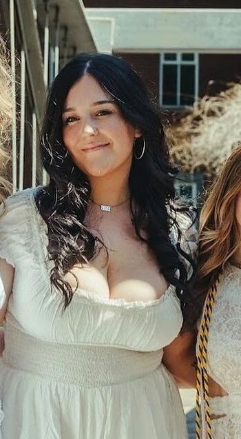 Full leaked Emily b page private photo