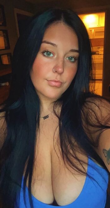 Full leaked Emily b private photo