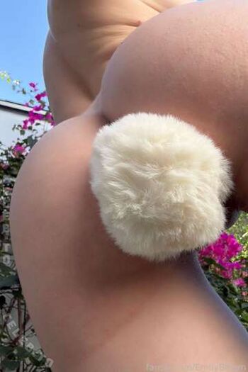 Full leaked Emily bloom  page private photo