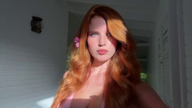 Full leaked Emily deyt aysage private photo