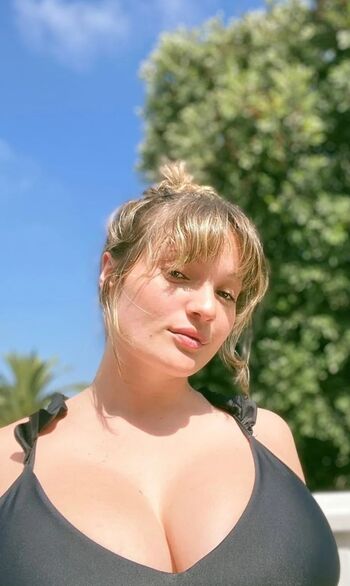 Full leaked Emily egan private photo