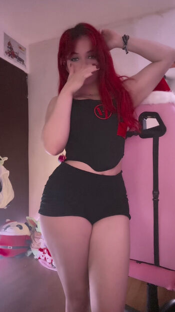 Full leaked Emily gth private photo