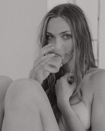 Full leaked Emily hall page private photo