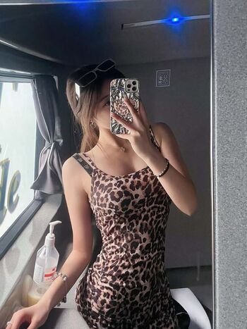 Full leaked Emily hung page private photo