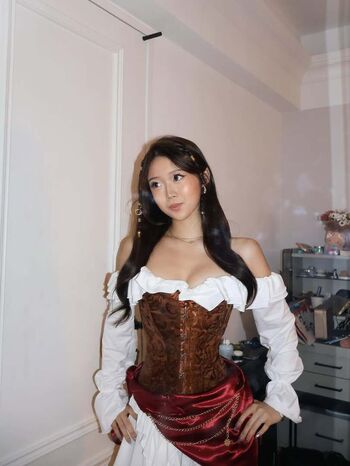 Full leaked Emily hung private photo