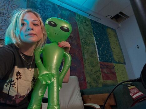 Full leaked Emily kinney private photo