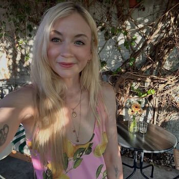 Full leaked Emily kinney private photo