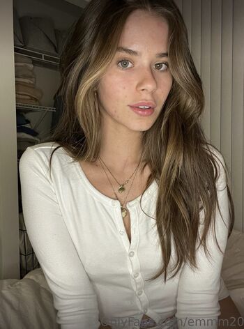 Full leaked Emily levy private photo
