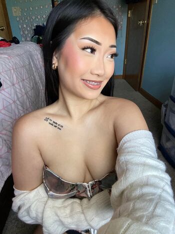 Full leaked Emily lorr private photo