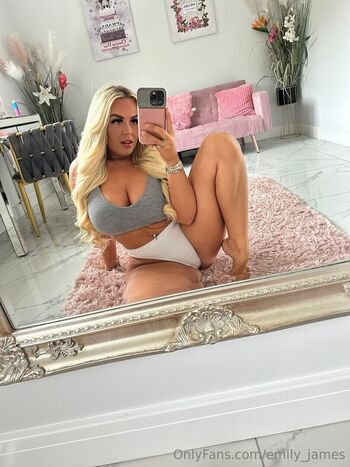 Full leaked Emily louiseuk page private photo