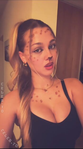 Full leaked Emily maurer private photo