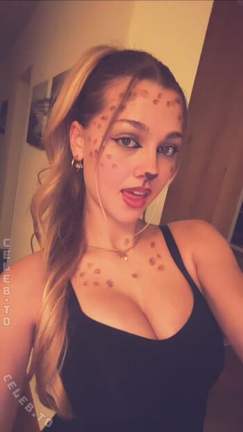 Full leaked Emily maurer private photo