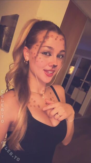 Full leaked Emily maurer private photo