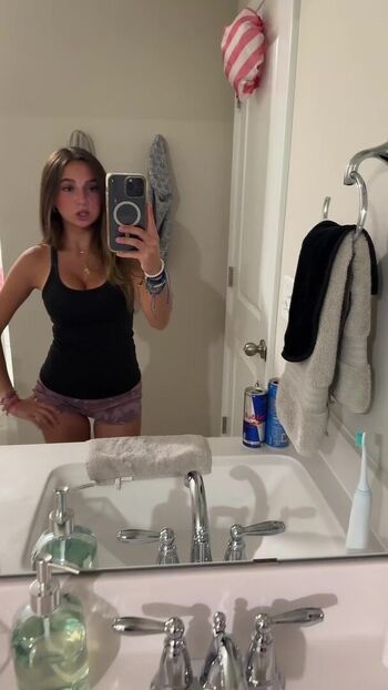 Full leaked Emily newton page private photo