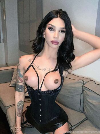 Full leaked Emily parker private photo