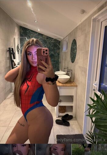 Full leaked Emily rain private photo
