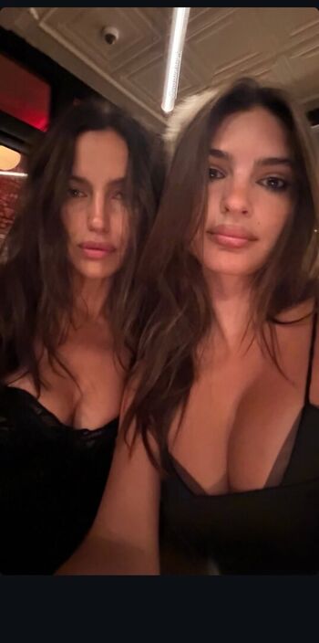 Full leaked Emily ratajkowski private photo