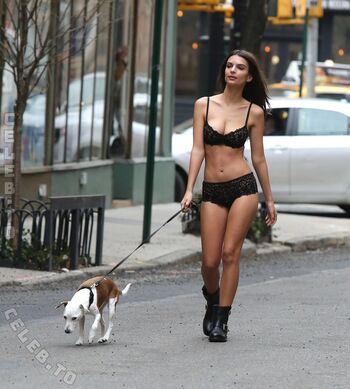 Emily Ratajkowski