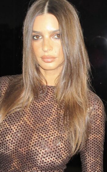 Full leaked Emily ratajkowski  page private photo