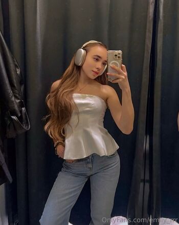 Full leaked Emily rrr private photo