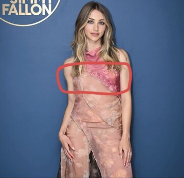 Full leaked Emily rudd page private photo