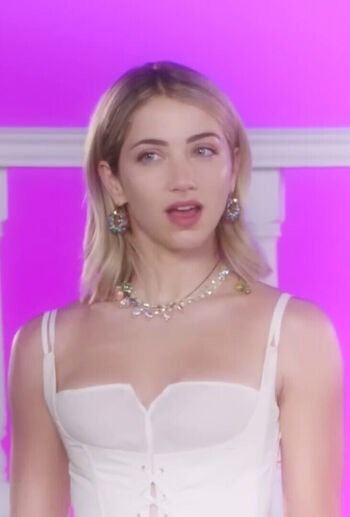 Full leaked Emily rudd page private photo