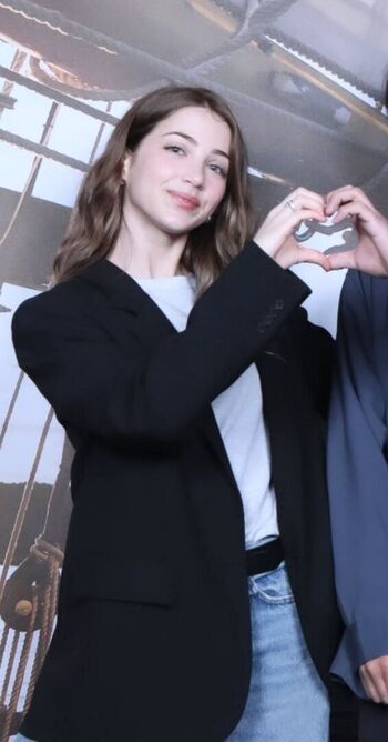 Full leaked Emily rudd private photo