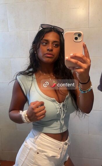 Full leaked Emily santttt page private photo