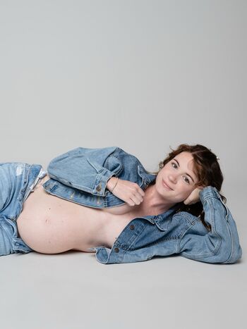 Full leaked Emily spellman private photo