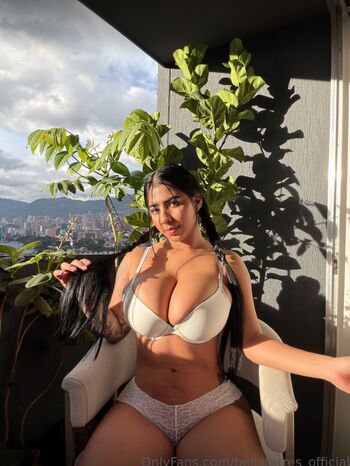 Full leaked Emily vergara private photo