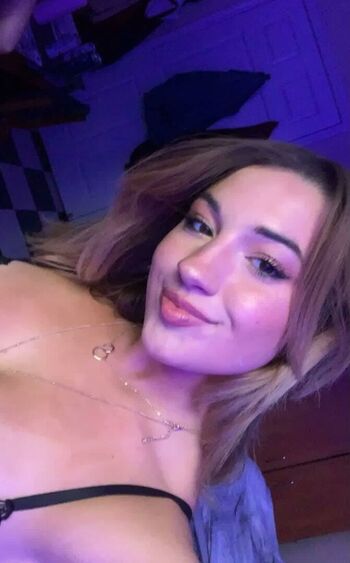Full leaked Emily washington private photo