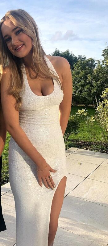 Full leaked Emily yyoung page private photo