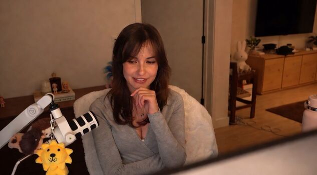 Full leaked Emilydaniellam private photo