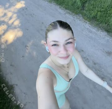 Full leaked Emilylior private photo