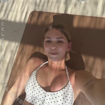 Full leaked Emilylior private photo