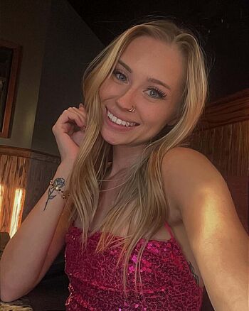 Full leaked Emilymichellejohnson page private photo